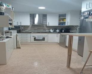 Kitchen of Planta baja for sale in Castelldefels