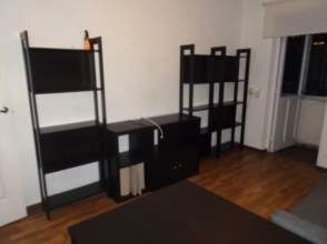 Bedroom of Flat to rent in Gijón   with Private garden, Parquet flooring and Furnished