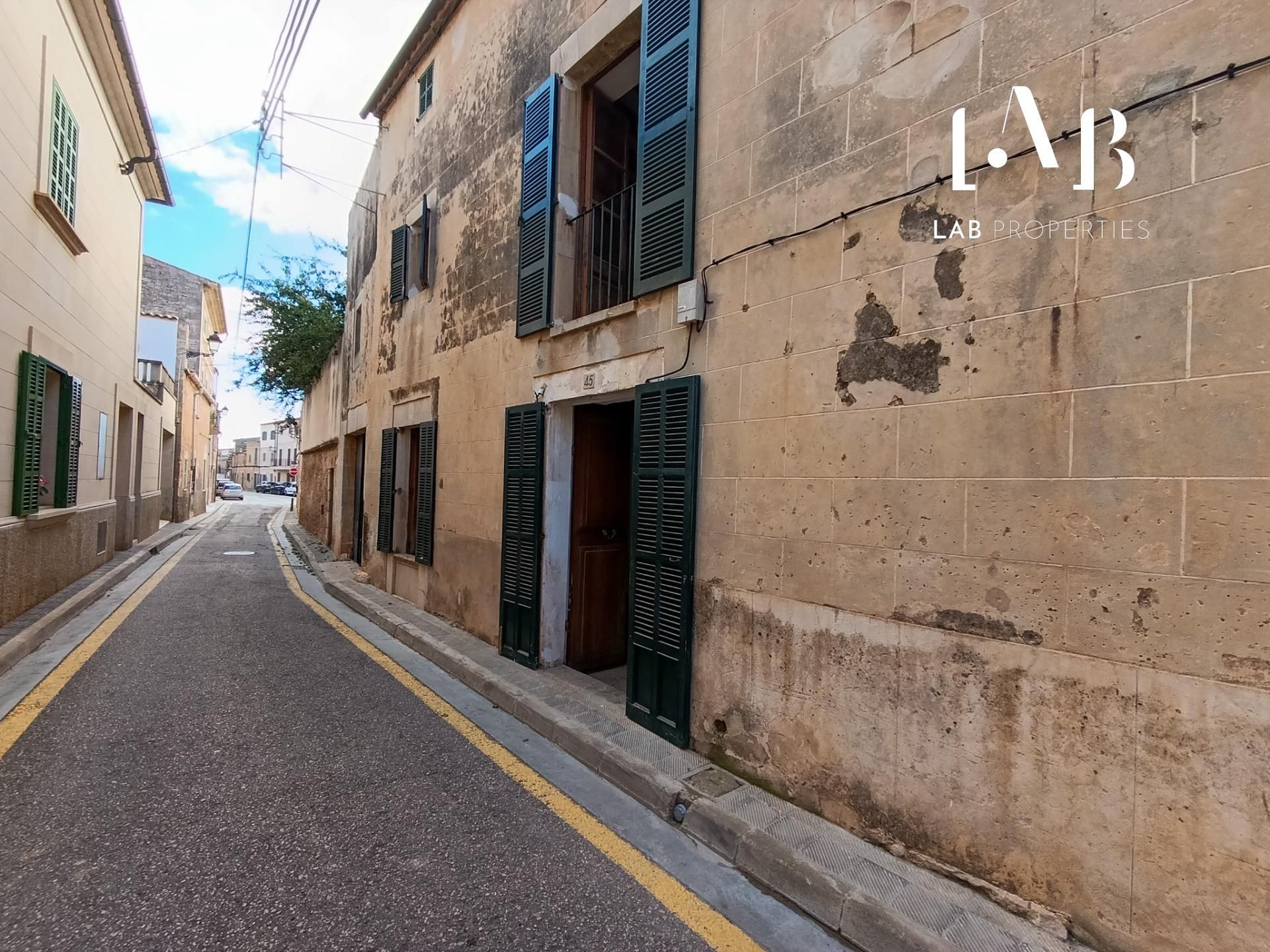 Vista exterior de Casa o xalet en venda en Santanyí amb Jardí privat, Terrassa i Balcó