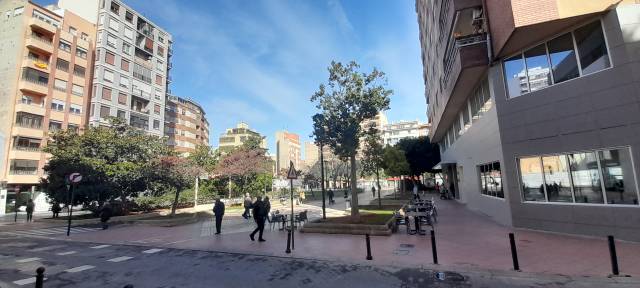 Local comercial en Alquiler en Hospital - Plaza del Real