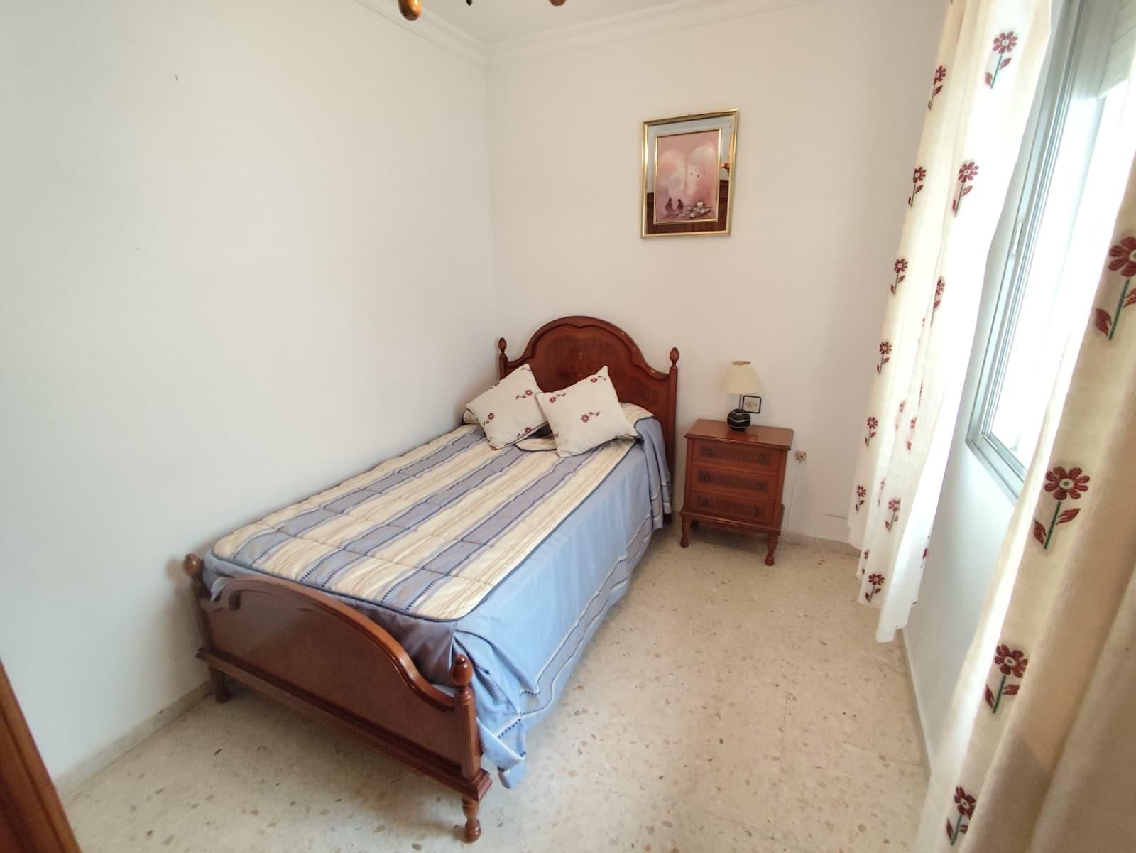 Dormitori de Casa adosada en venda en Utrera