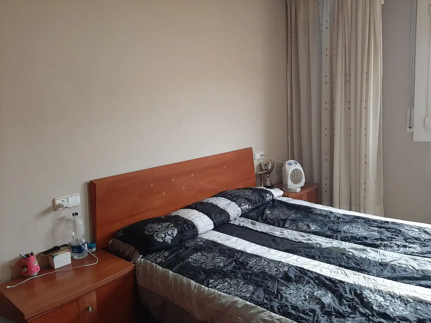 Habitación de Casa adosada en venta en Mollerussa con Aire acondicionado, Calefacción y Jardín privado
