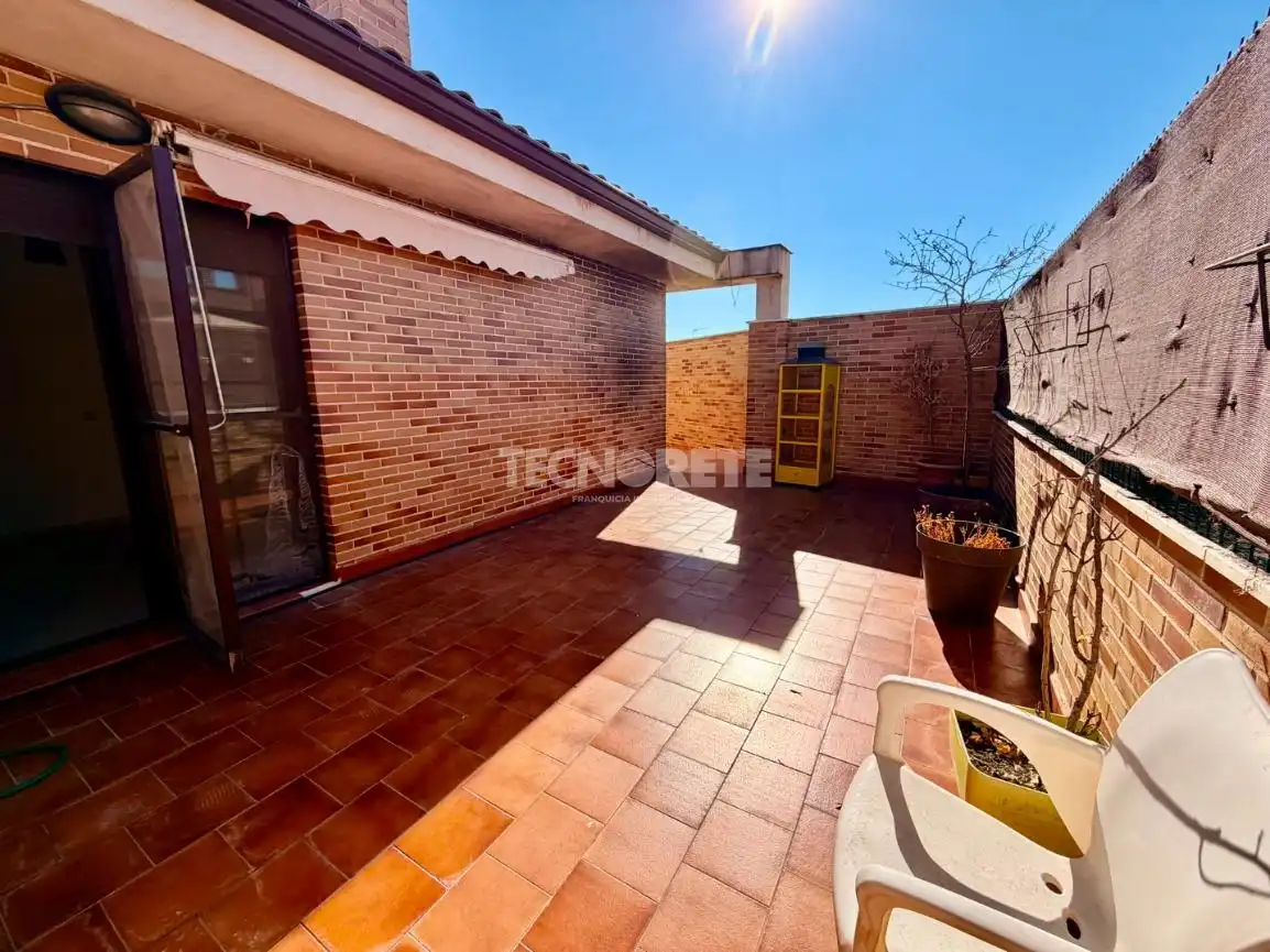 Terraza de Piso en venta en Yuncos con Aire acondicionado, Terraza y Trastero