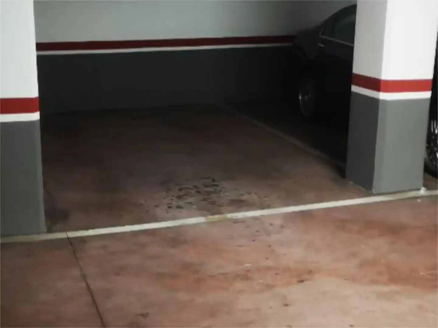 Parkplatz von Garage zum Verkauf in Narón