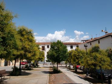 House with balcony for sale in Calle DUENDE 3