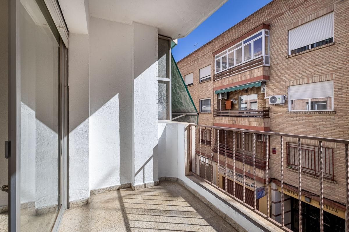 Terrassa de Pis en venda en  Granada Capital amb Terrassa i Balcó
