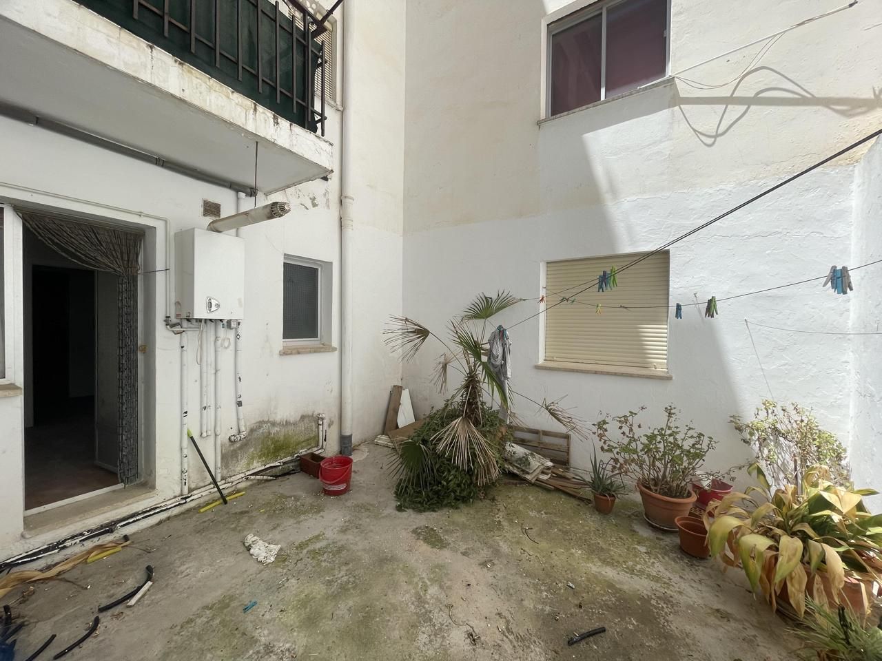 Planta baixa en venda en Tarancón amb Calefacció, Terrassa i Moblat