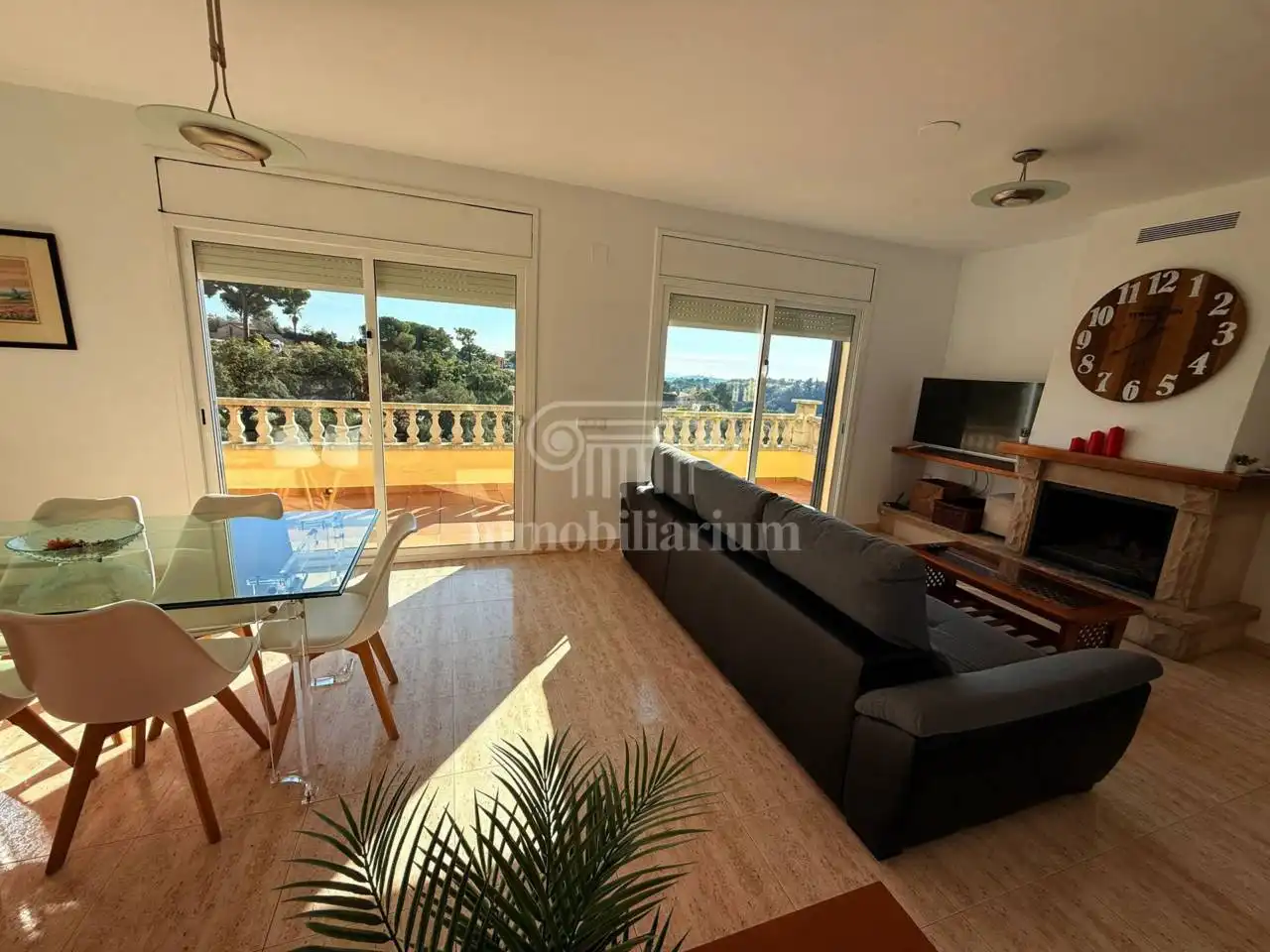 Sala d'estar de Casa o xalet en venda en Lloret de Mar amb Calefacció, Jardí privat i Terrassa