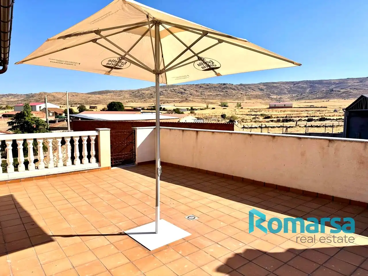 Country homes for rent in Doña Juanita, Gemuño