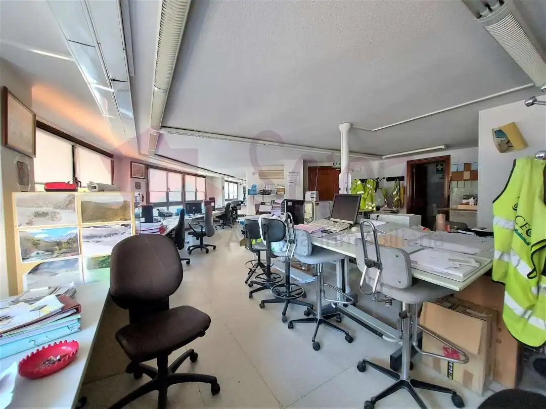 Ufficio con ascensore in affitto a Oeste, imagen 4