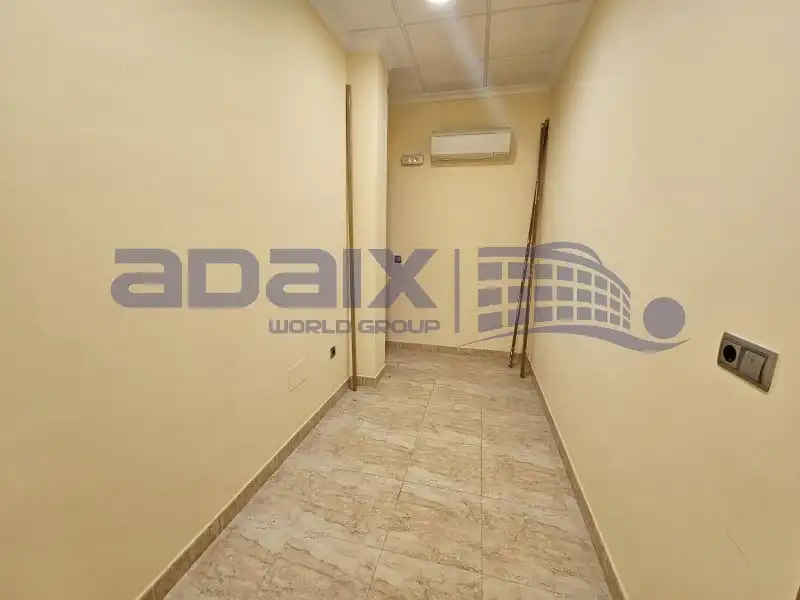 Business premises for sale in Calle Numancia, imagen 20