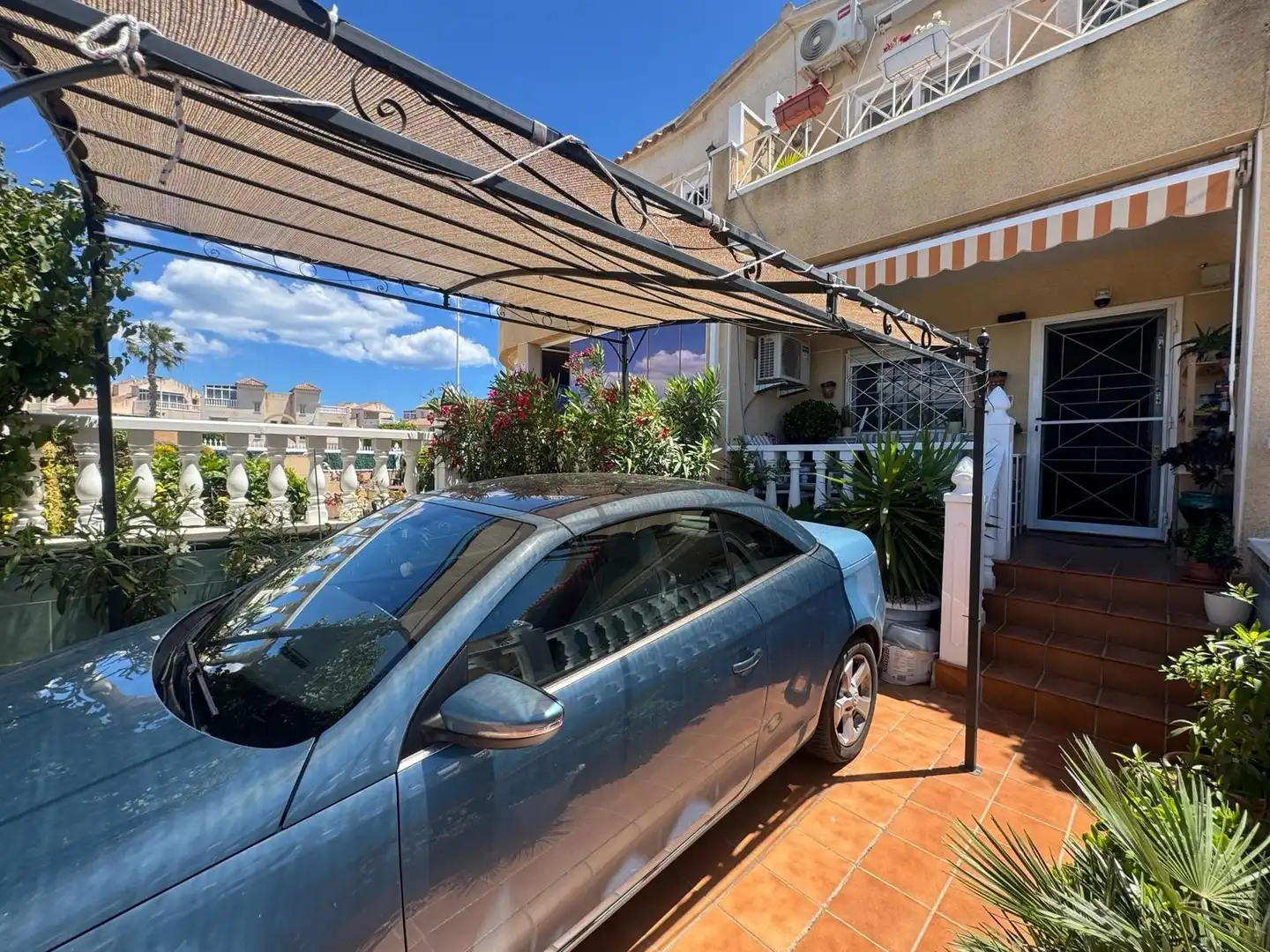 Maison mitoyenne avec piscine à vendre à Zona Carrefour - Urbanizaciones
