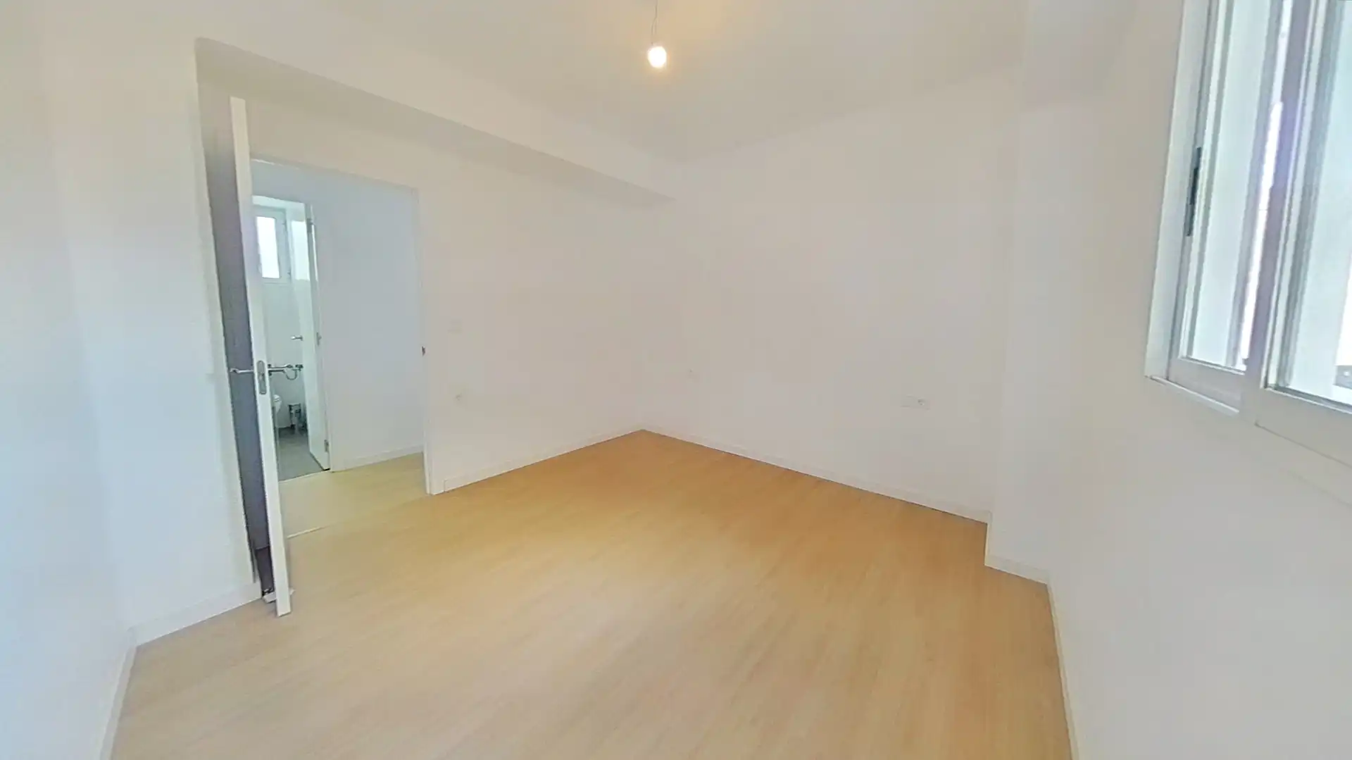 Wohnung zur Miete in Mislata mit Terrasse, Ofen und Haustiere erlaubt