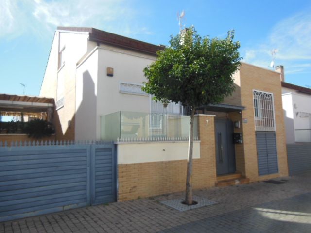 Casa adosada en venda a C/ hoyo de manzanares, Valdepelayo - Montepinos - Arroyo Culebro