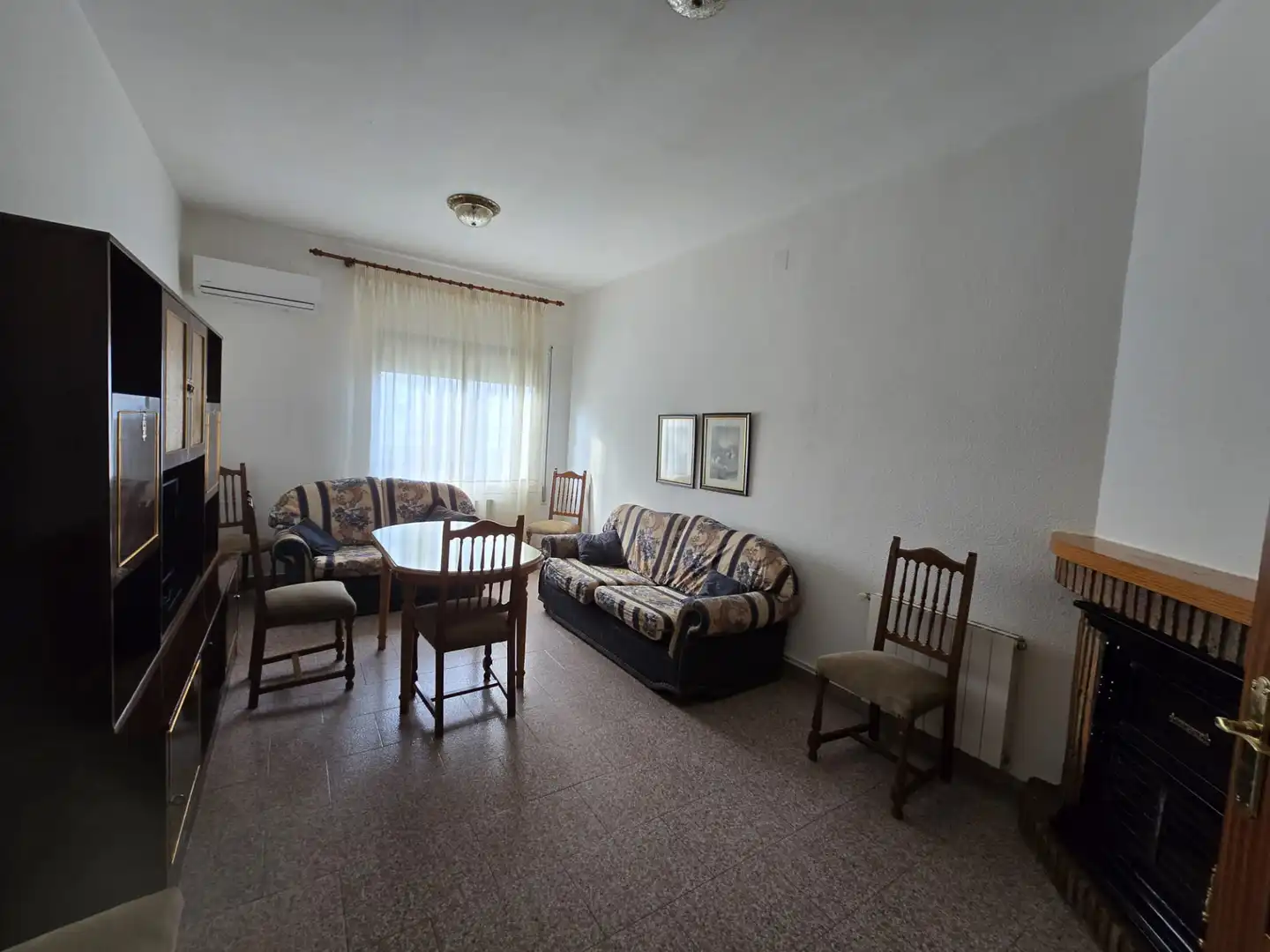 Sala d'estar de Casa o xalet en venda en Alcaracejos amb Moblat