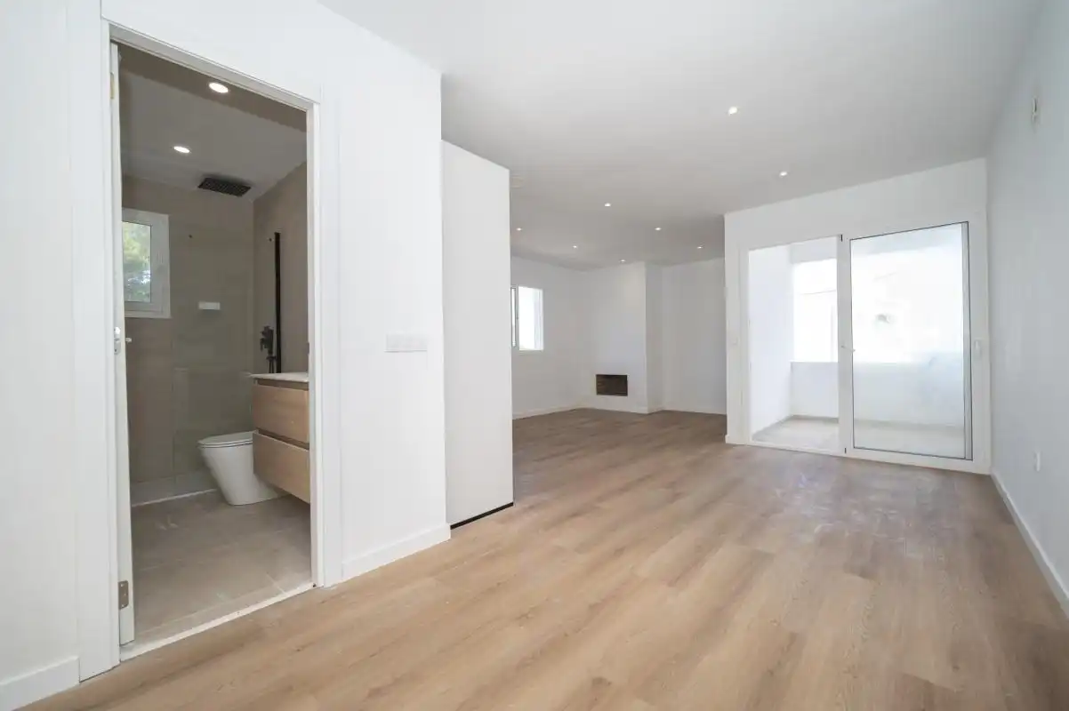 Wohnung zum Verkauf in Sant Josep de sa Talaia mit Heizung, Terrasse und Balkon
