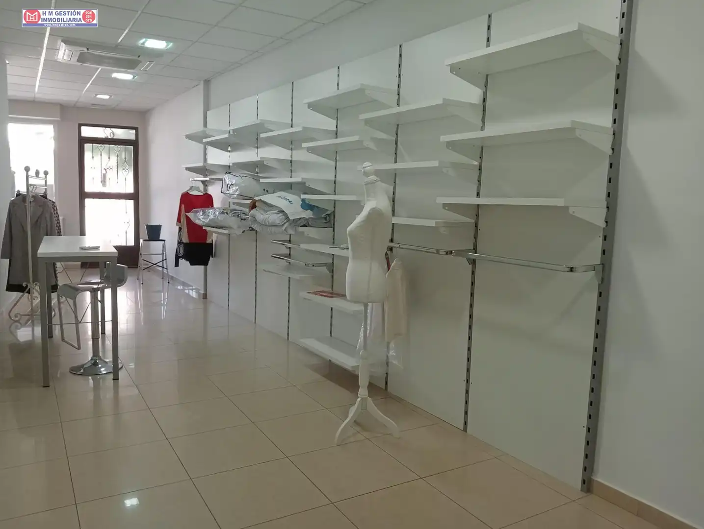 Local en venta en Villafranca de los Caballeros con Aire acondicionado