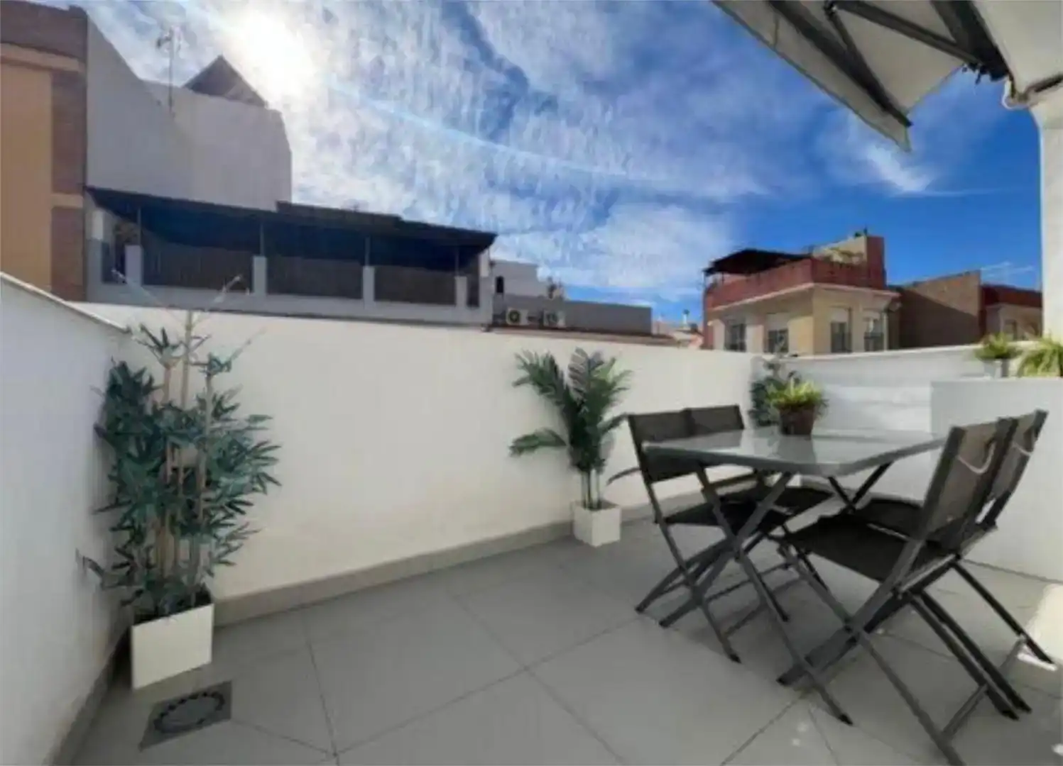 Terrassa de Casa adosada en venda en Málaga amb Aire condicionat i Moblat