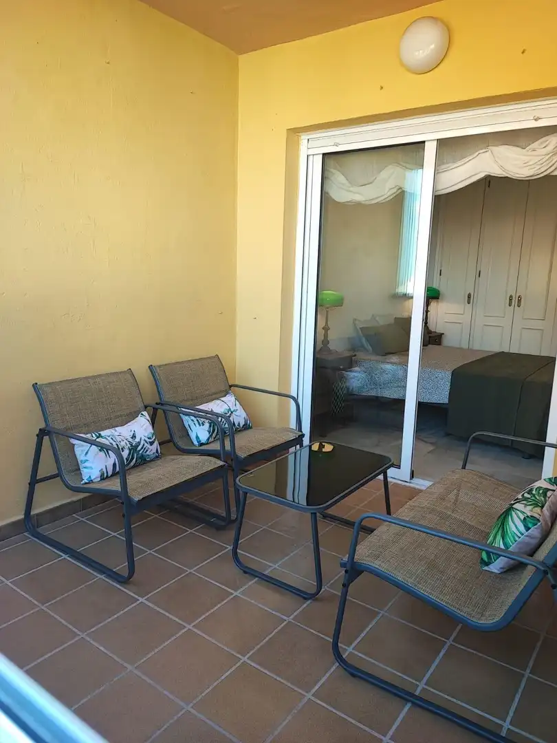 Terrassa de Pis de lloguer en Fuengirola amb Aire condicionat, Terrassa i Moblat