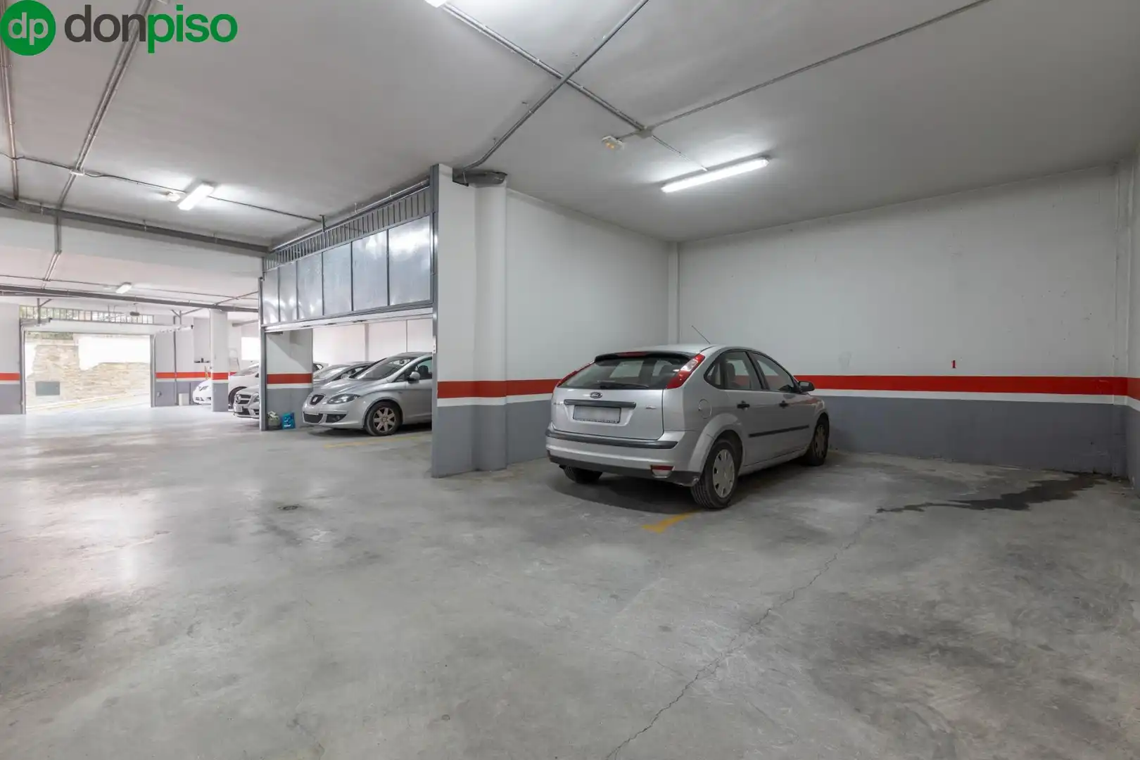 Parkplatz von Wohnung zum Verkauf in Güevéjar mit Balkon