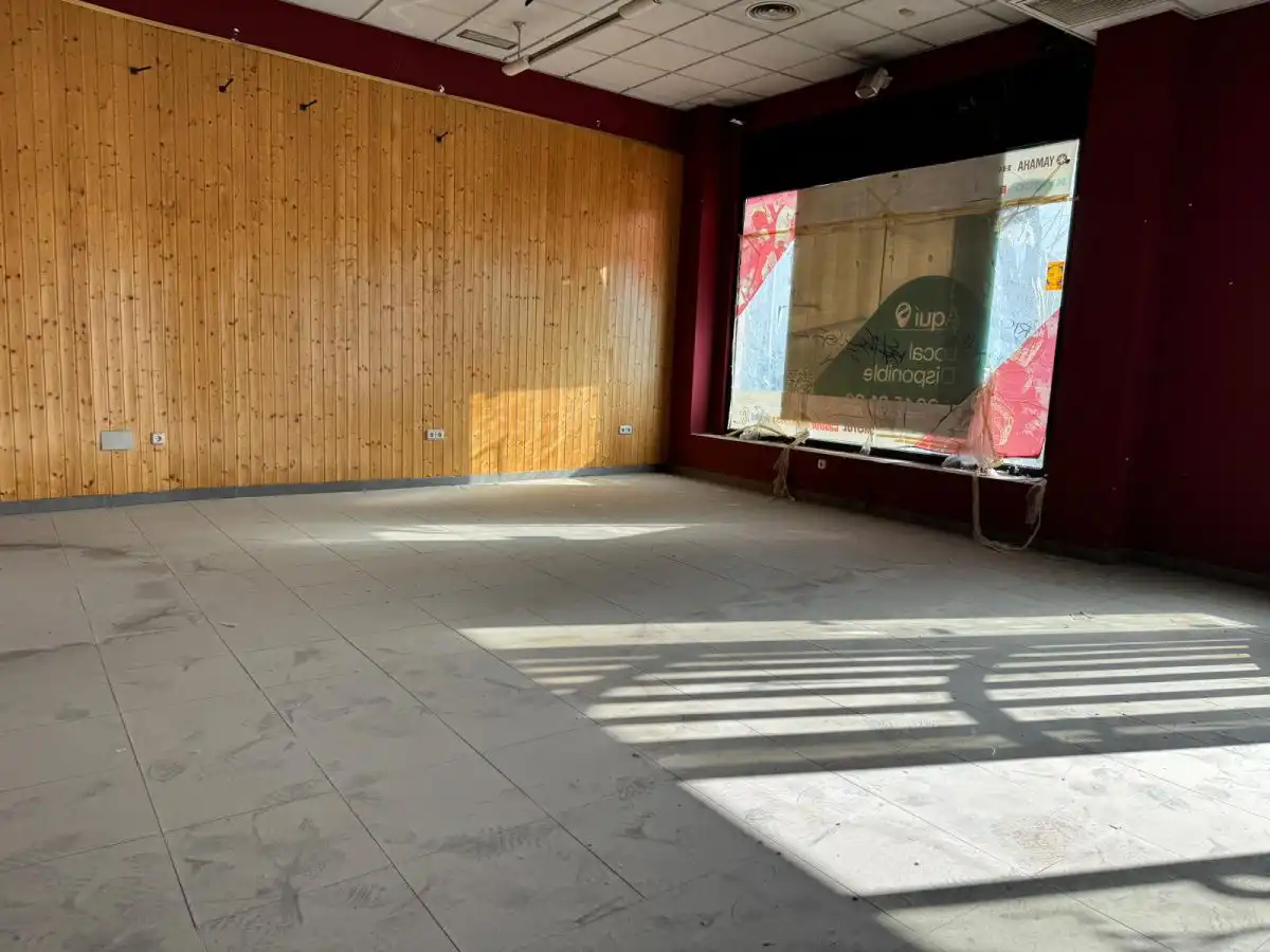 Local comercial en venta en DE MADRID 1, imagen 5
