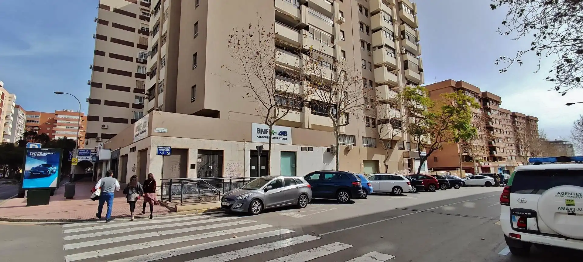 Local comercial en alquiler en Calle de Rafael Alberti 1