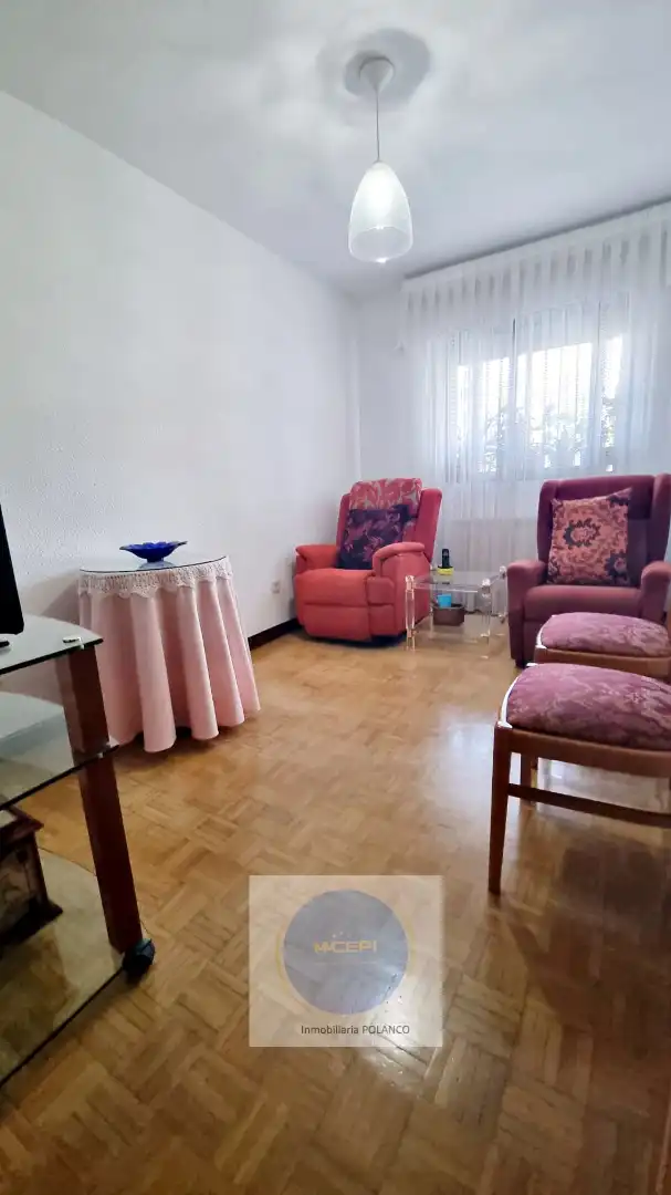 Sala d'estar de Pis en venda en Coslada amb Aire condicionat, Calefacció i Parquet