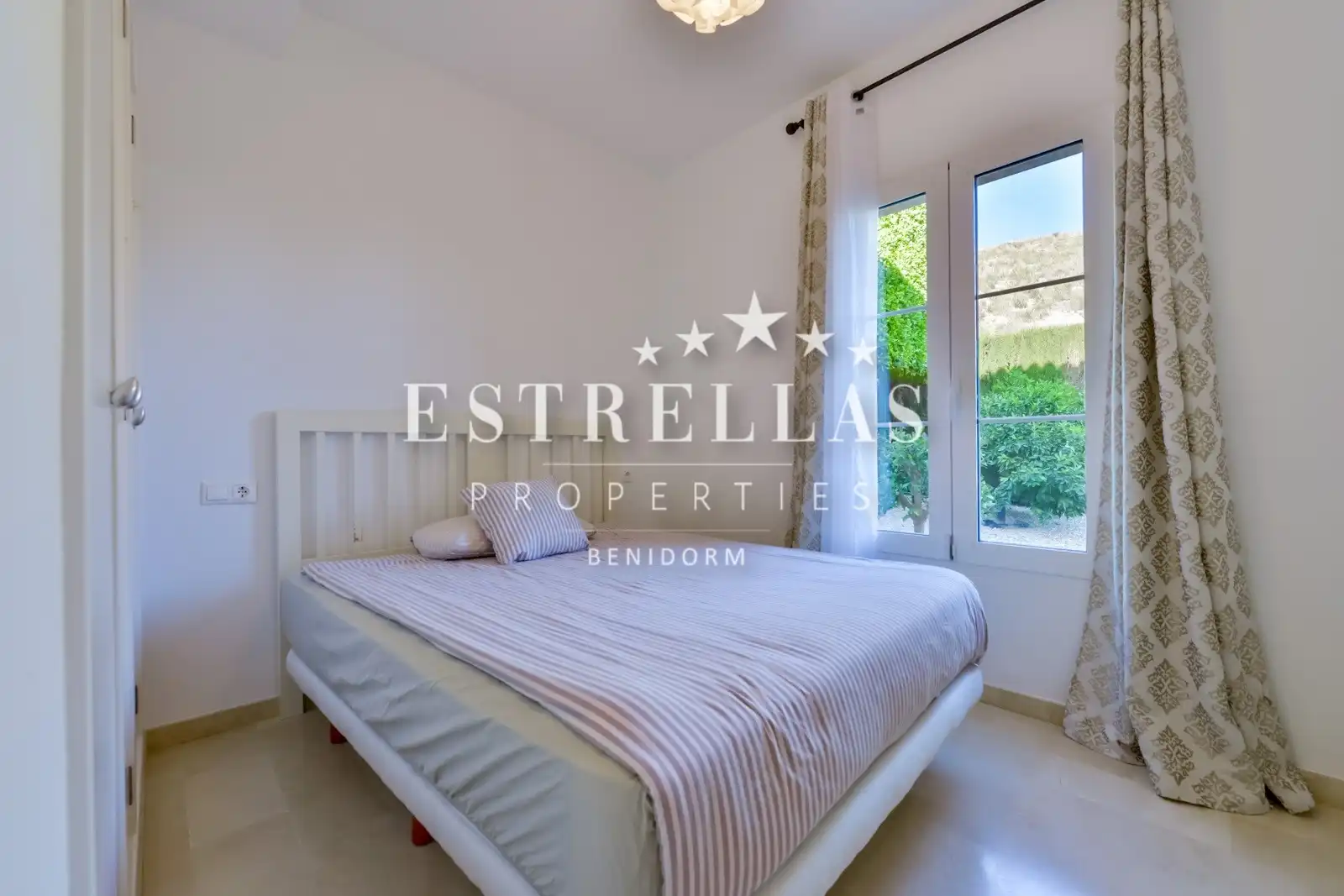 Villa mit Terrasse zum Verkauf in Golf Bahía, imagen 39
