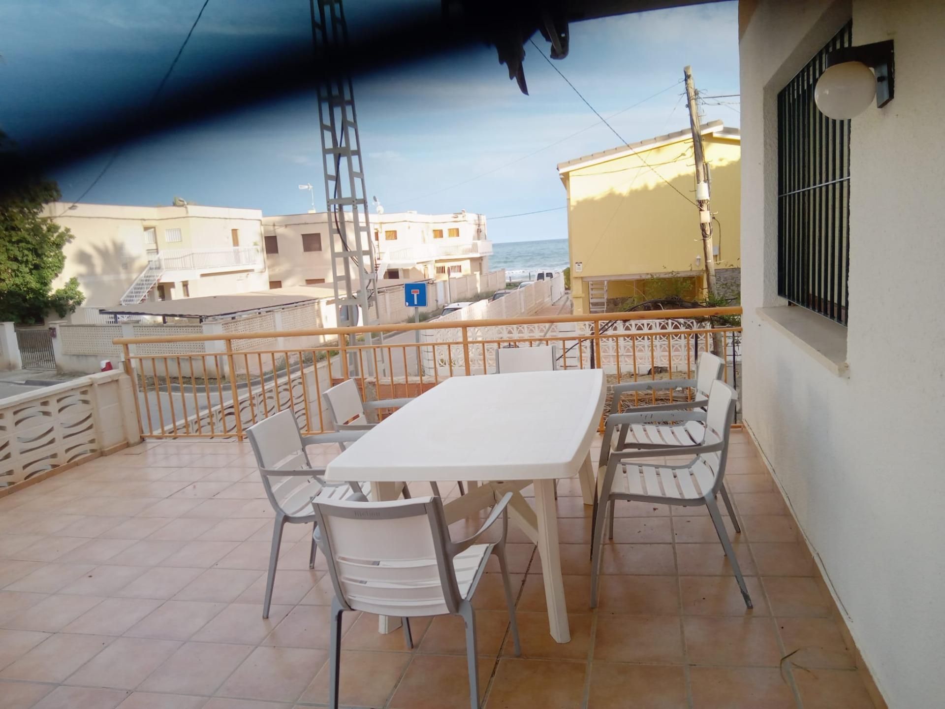 House or chalet to rent in Calarreona