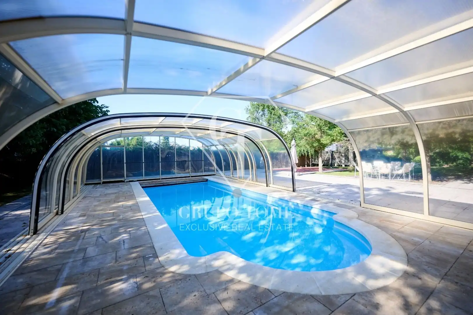 Piscina de Casa o chalet en venta en Ayegui / Aiegi con Aire acondicionado, Calefacción y Jardín privado