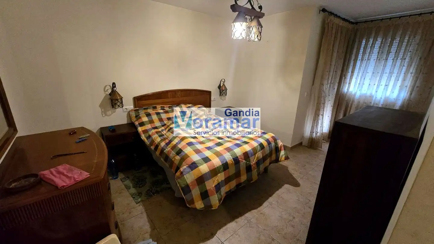 Habitación de Casa adosada en venta en Xeresa con Aire acondicionado, Calefacción y Terraza