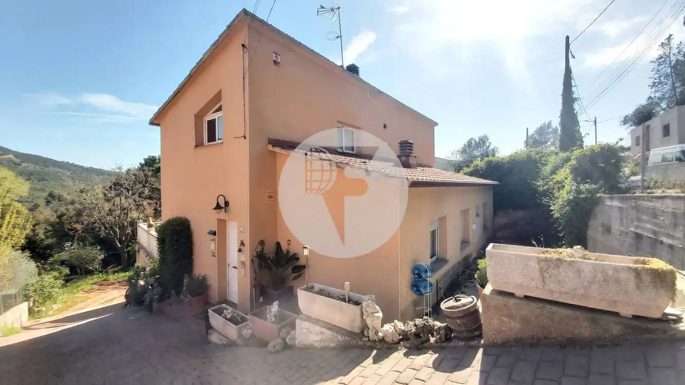 Vista exterior de Casa o chalet en venta en Vacarisses con Calefacción y Terraza