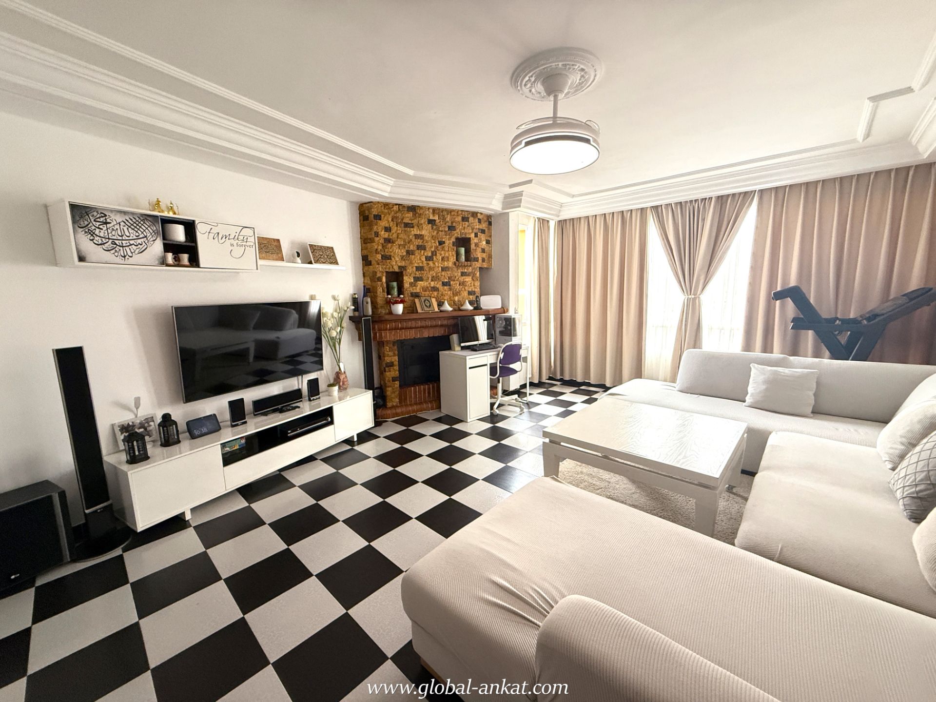 Living room of Flat for sale in Felanitx  with Private garden, Terrace and Storage room