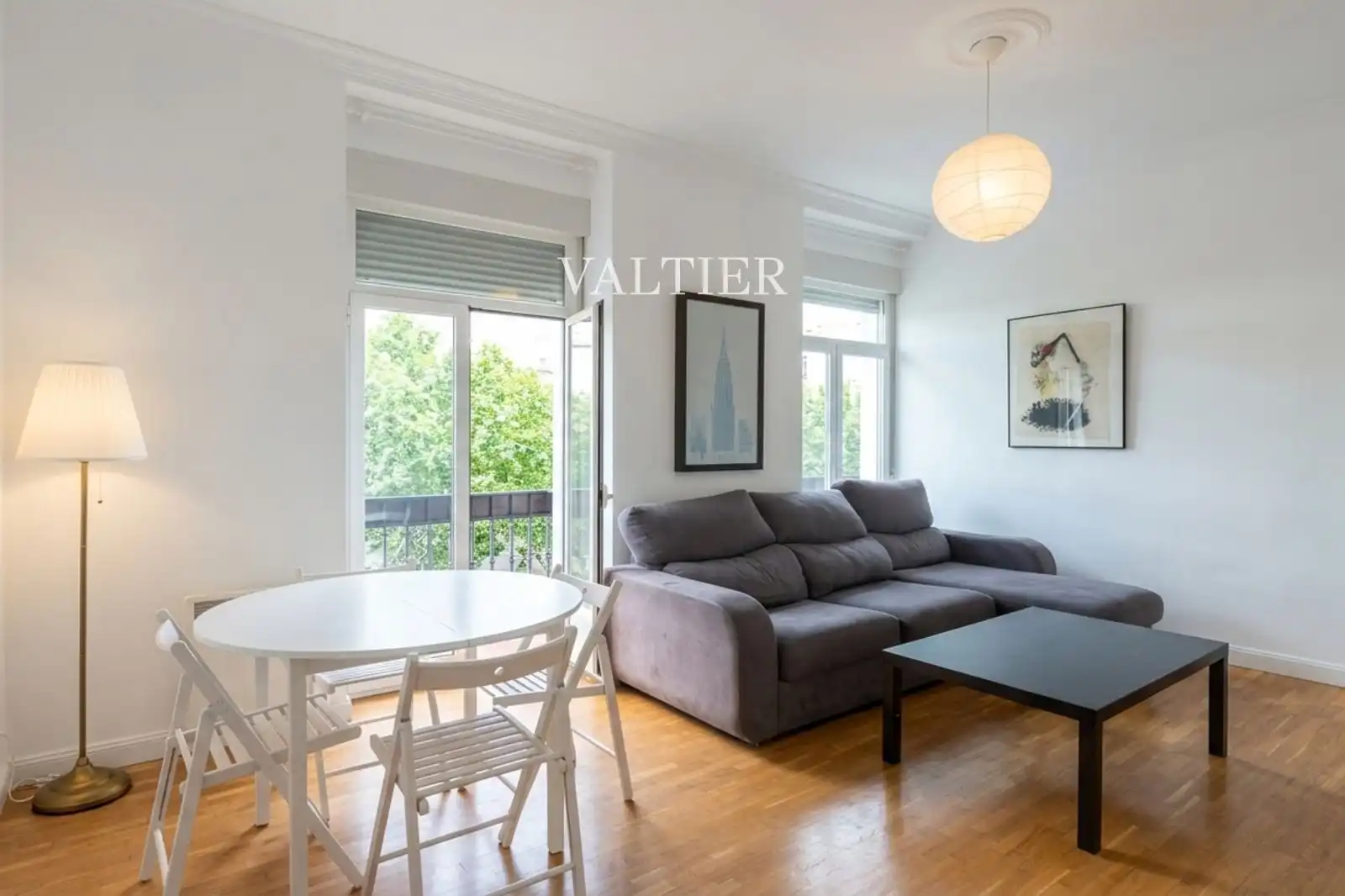 Exterior view of Flat for rent in Madrid  with Air Conditioner, Terrace and Furnished