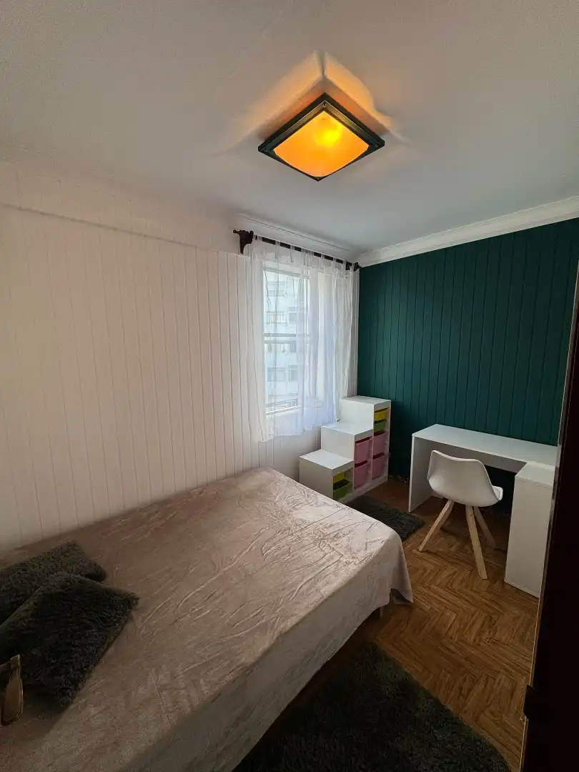 Bedroom of Flat for sale in Porta Nova