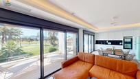 Sala d'estar de Apartament en venda en Oliva amb Aire condicionat, Calefacció i Terrassa