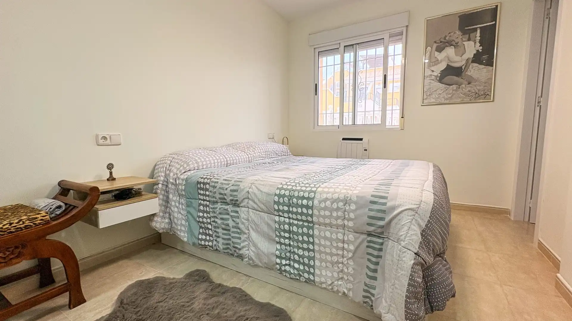 Dormitori de Casa adosada en venda en Elche / Elx amb Jardí privat, Terrassa i Traster