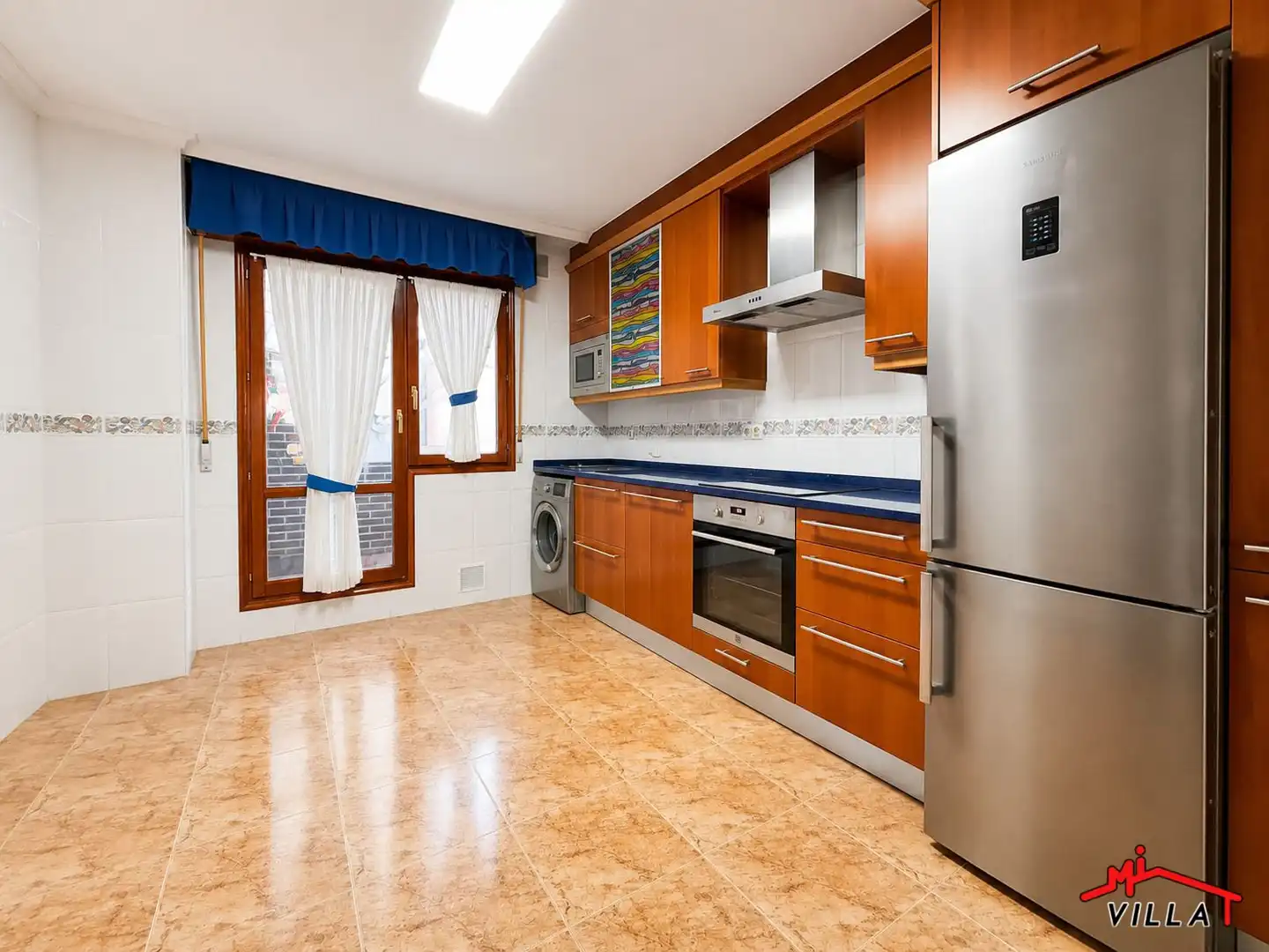 Cuina de Pis en venda en Colindres amb Calefacció, Terrassa i Moblat