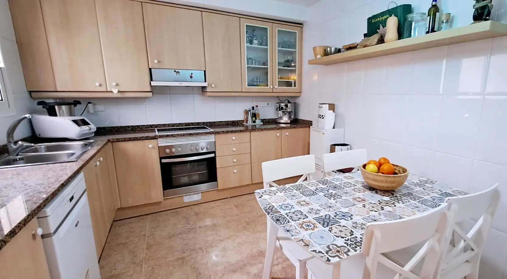 Cocina de Dúplex en venta en Malgrat de Mar con Aire acondicionado, Terraza y Amueblado