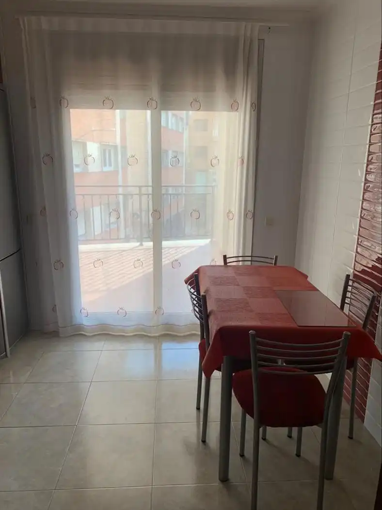 Habitación de Piso en venta en Vinaròs con Aire acondicionado, Calefacción y Terraza