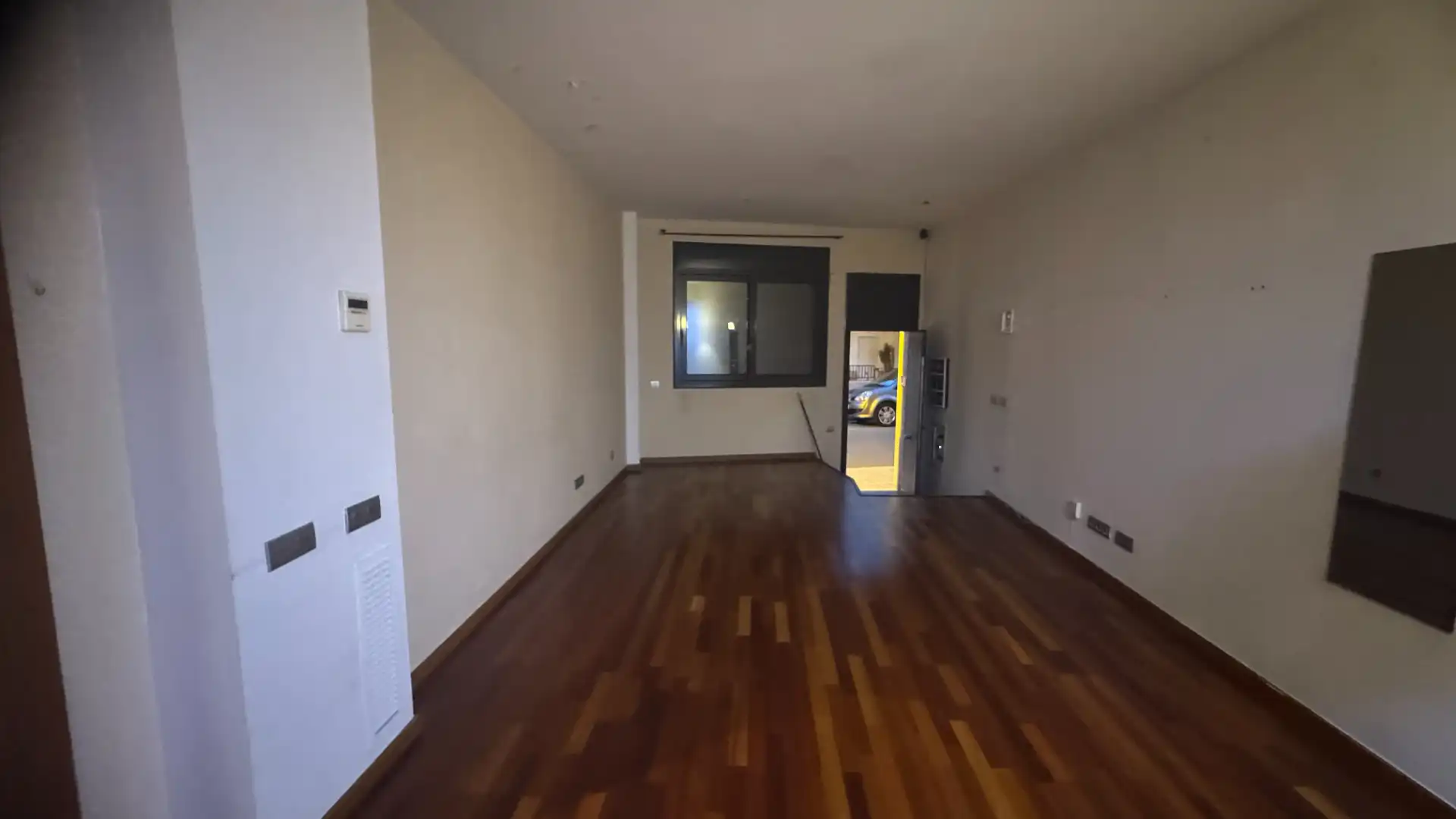 Wohnung zum Verkauf in Montcada i Reixac mit Klimaanlage, Heizung und Parkett