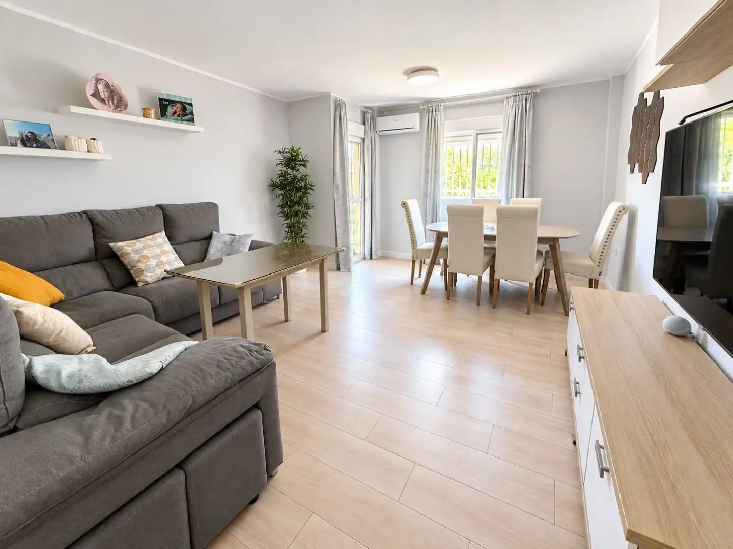 Sala de estar de Piso en venta en Este - Alcosa- Torreblanca