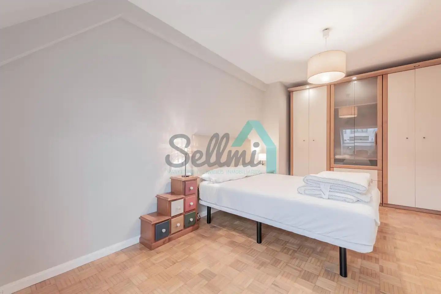 Maisonette zur Miete in Rafael Gallego Sainz, Vallobín