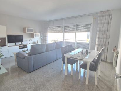 Living room of Flat for sale in  Barcelona Capital  with Heating and Balcony