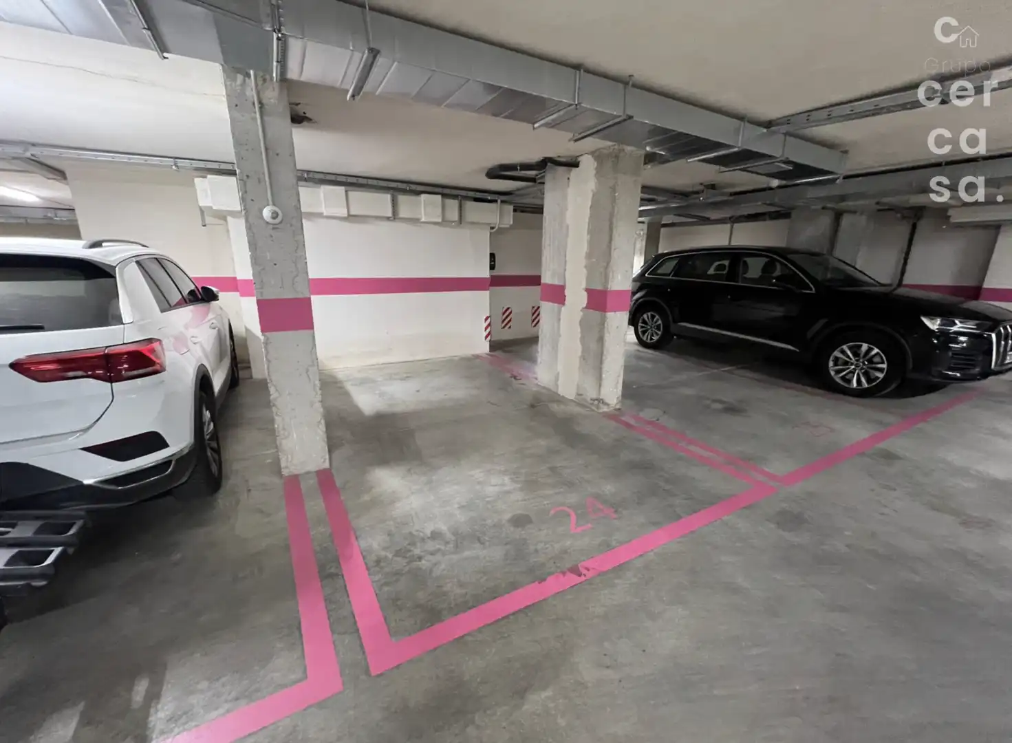 Parking of Flat for rent in Valencia  with Air Conditioner, Heating and Storage room