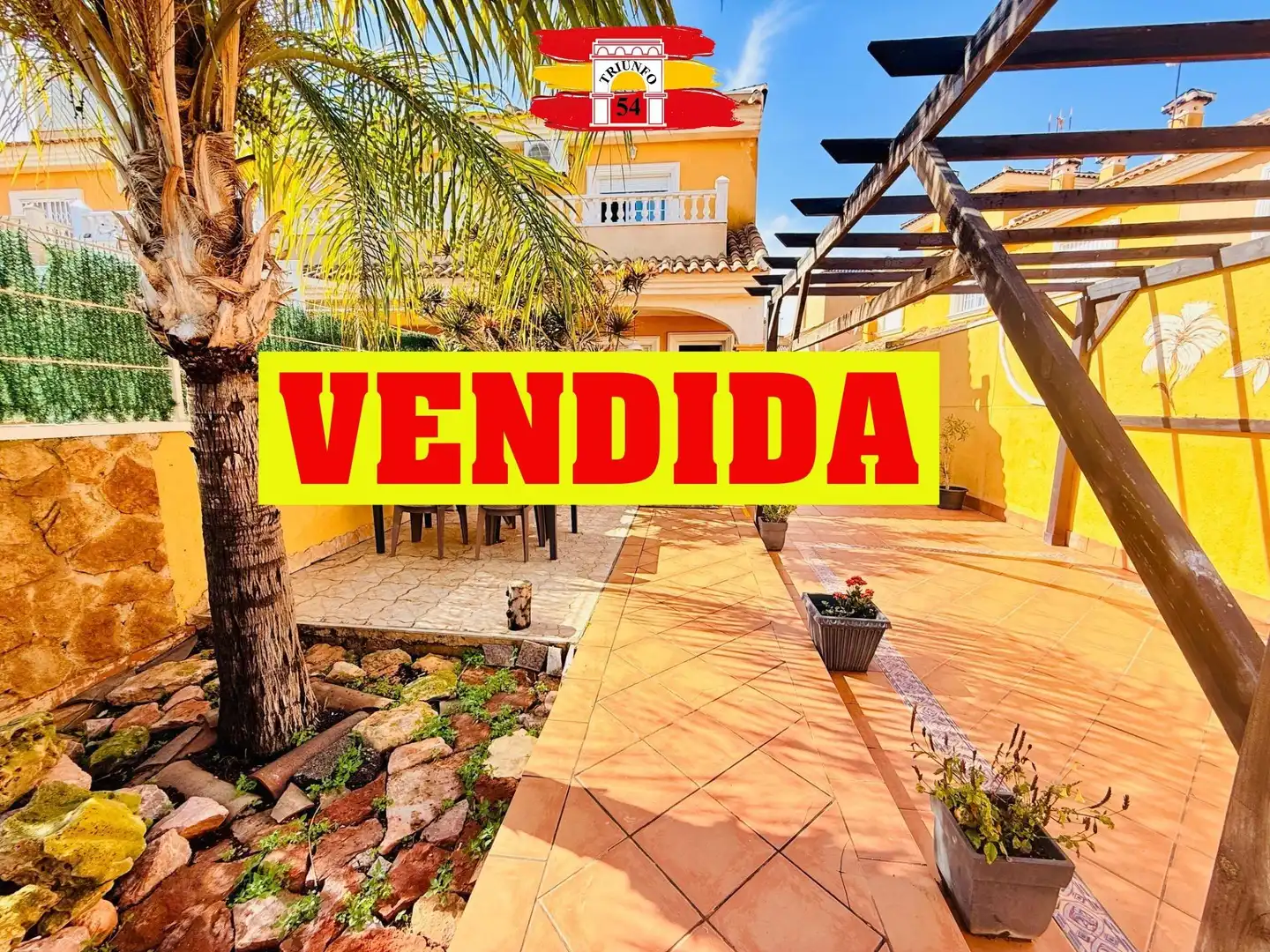 Reihenhaus mit Terrasse zum Verkauf in Calle VIRGEN DE LA ASUNCION