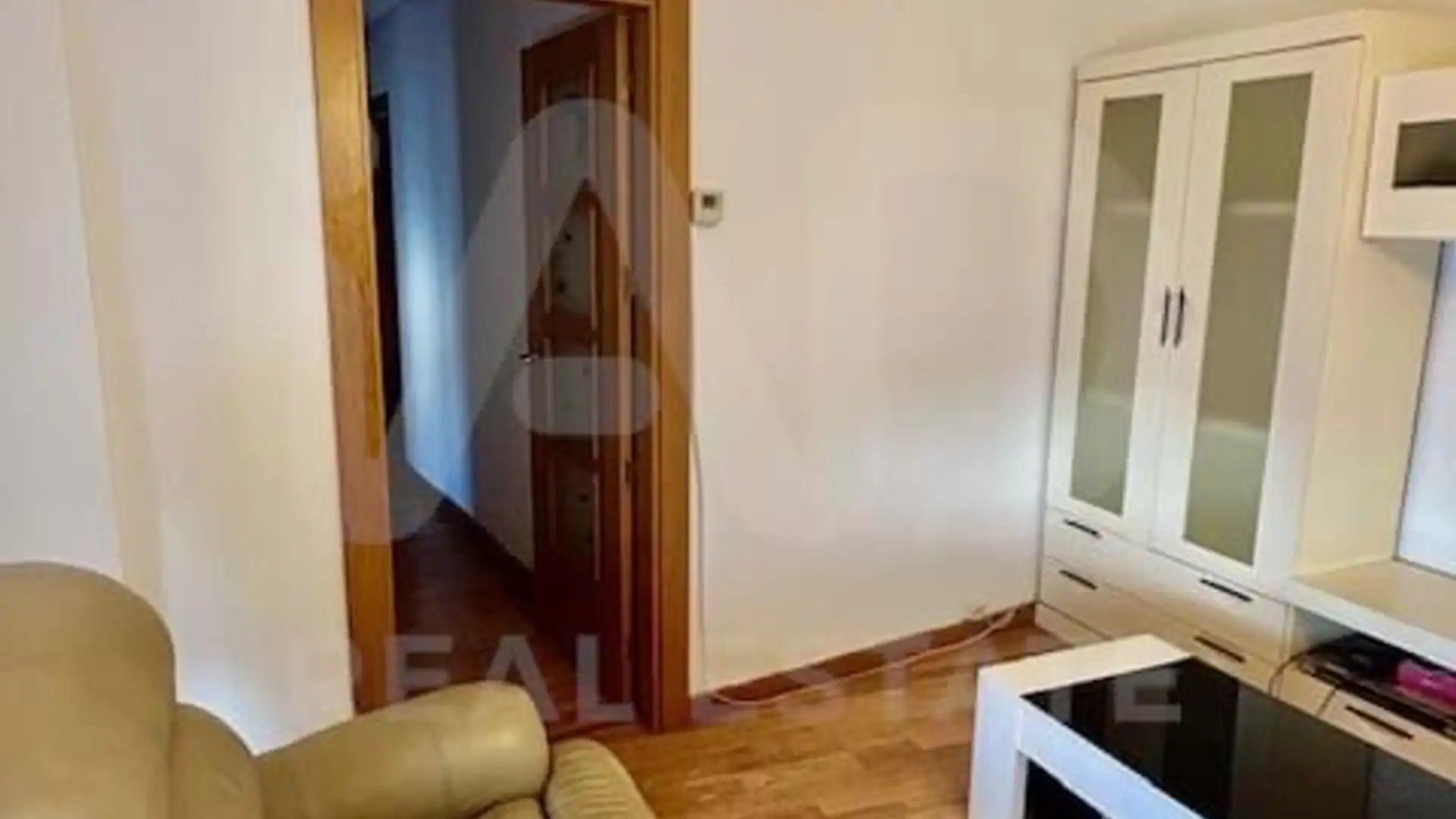 Dormitori de Pis en venda en León Capital  amb Calefacció