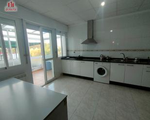 Kitchen of Flat for sale in Coles  with Balcony