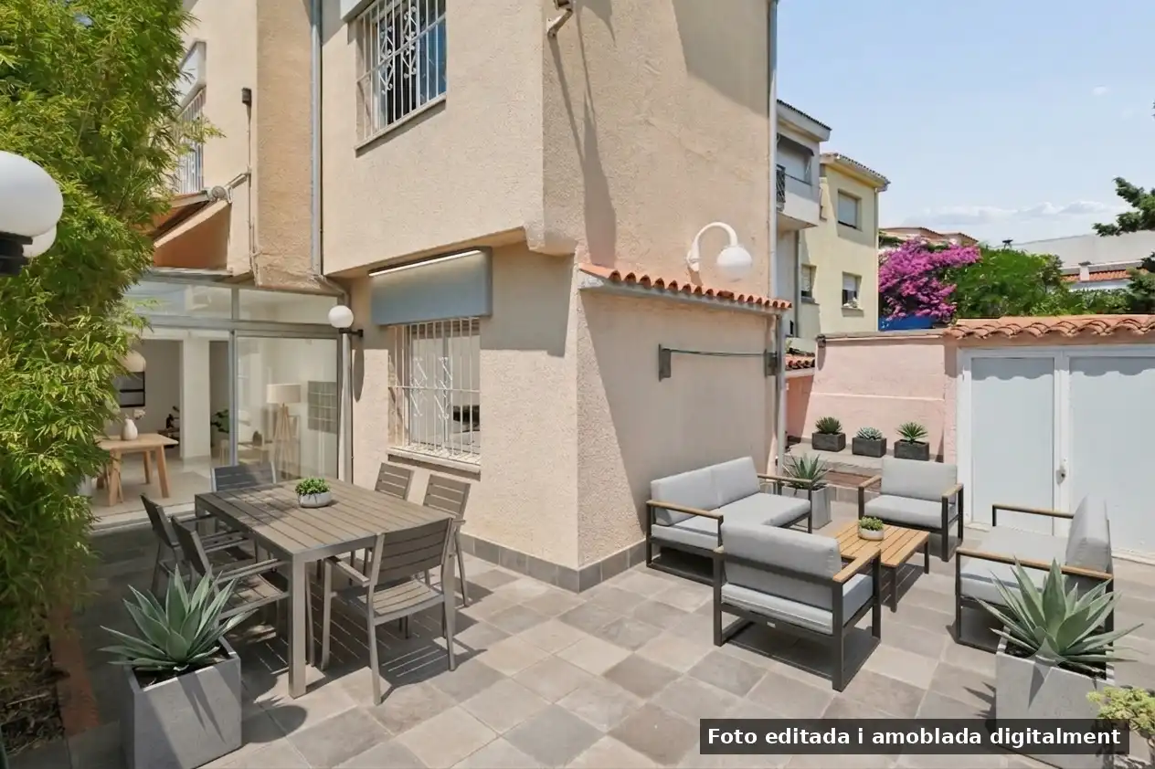 Terrassa de Casa o xalet en venda en Barcelona amb Aire condicionat, Calefacció i Terrassa