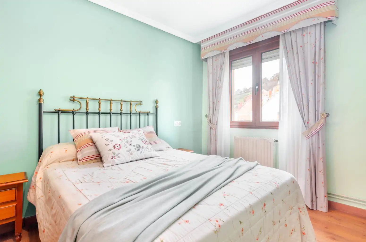 Bedroom of Flat for sale in Tineo  with Heating, Parquet flooring and Furnished